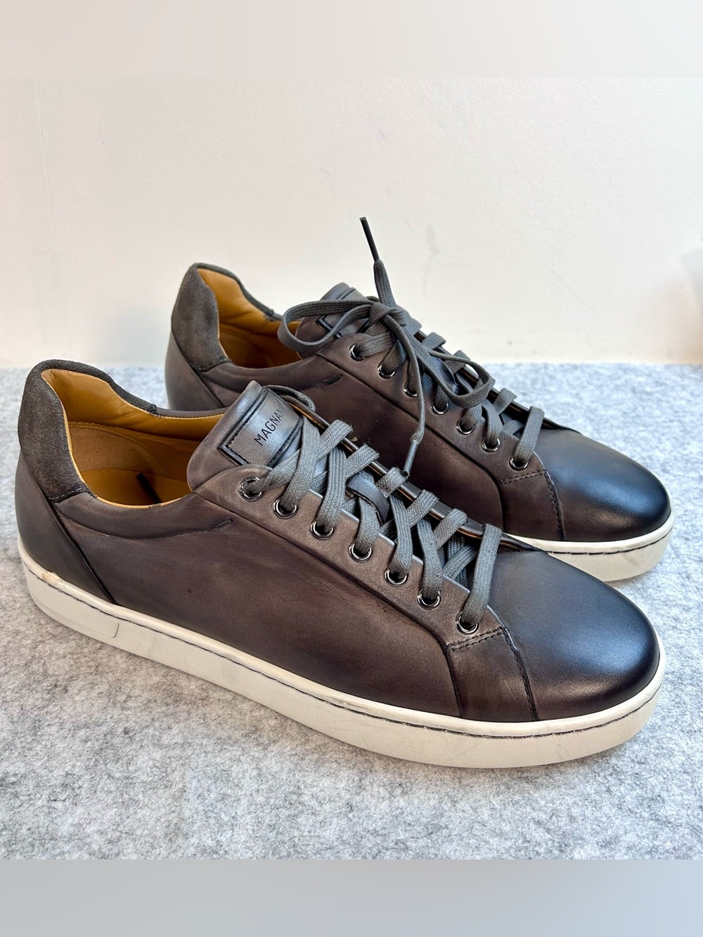 Magnanni Kona Lo Men's Brown Leather Low-Top Lace Up Sneakers / Size 7.5